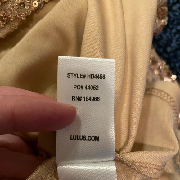 NWT Lulu’s Rose Gold Sequin Skater Dress - Picture 6 of 10